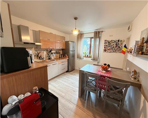 Casa 4 camere, constructie 2014, in Ploiestiori, la 5 minute de Ploies