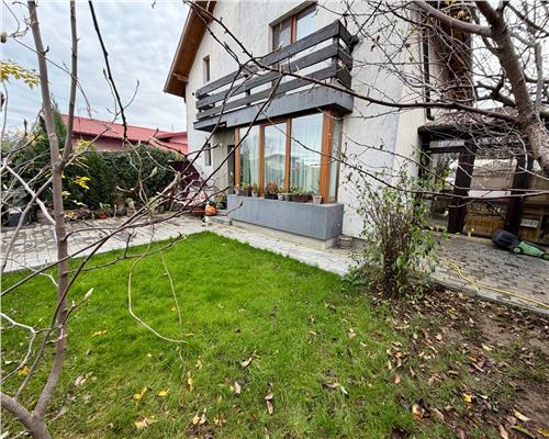 Casa 4 camere, constructie 2014, in Ploiestiori, la 5 minute de Ploies