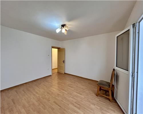 Apartament 2 camere, decomandat, Sud, Ploiesti