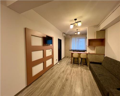 Apartament 2 camere, renovat, zona 9 mai,  Ploiesti