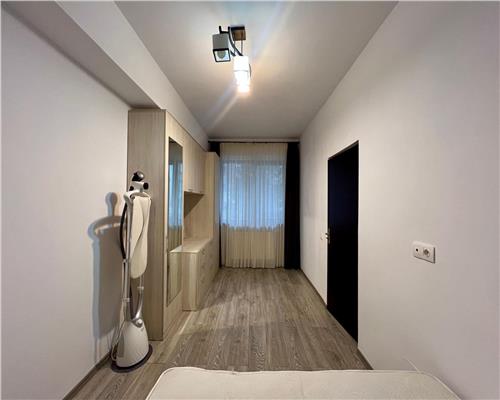 Apartament 2 camere, renovat, zona 9 mai,  Ploiesti
