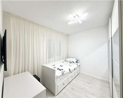 Apartament 3 camere de lux, decoamndat, Cantacuzino, Ploiesti