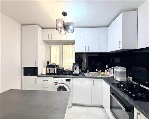 Apartament 3 camere de lux, decoamndat, Cantacuzino, Ploiesti