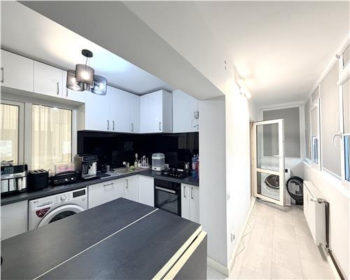 Apartament 3 camere de lux, decoamndat, Cantacuzino, Ploiesti