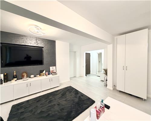 Apartament 3 camere de lux, decoamndat, Cantacuzino, Ploiesti