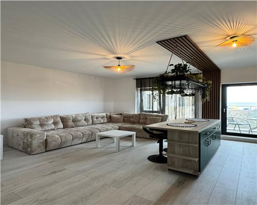 Garsoniera, centrala proprie, loc de parcare inclus, Ploie?ti, Vest