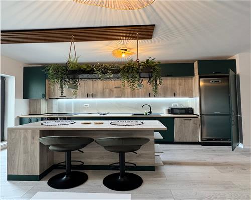 Garsoniera, centrala proprie, loc de parcare inclus, Ploie?ti, Vest