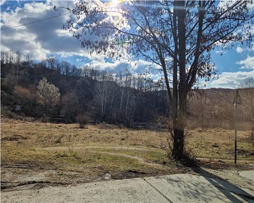 Teren intravilan de vanzare 1500mp, in orasul Slanic, judetul Prahova
