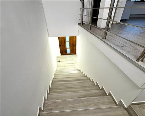 Inchiriere spatiu comercial,  zona Cantacuzino, Ploiesti