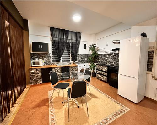 Apartament 3 camere, centrala proprie, Ploiesti, Republicii