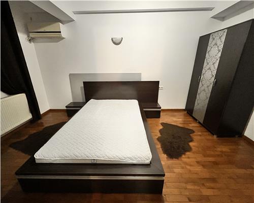 Apartament 3 camere, centrala proprie, Ploiesti, Republicii