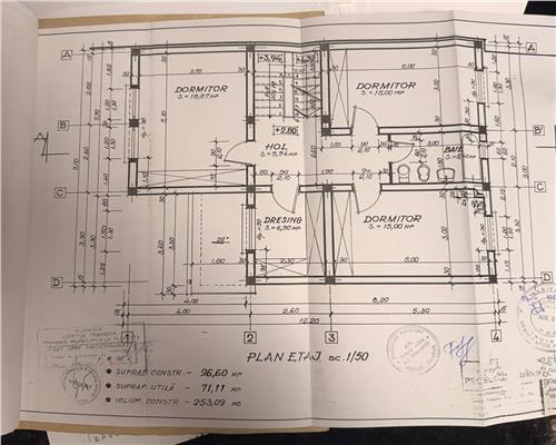 Casa 5 camere , renovata 2020 cu garaj , Ploiesti , central