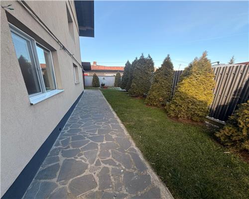 Casa 5 camere , renovata 2020 cu garaj , Ploiesti , central