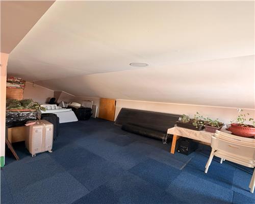 Casa 5 camere , renovata 2020 cu garaj , Ploiesti , central