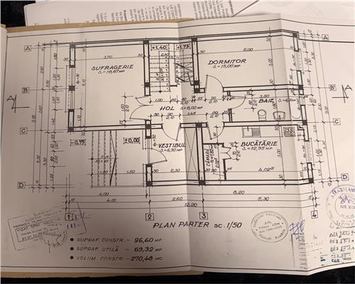 Casa 5 camere , renovata 2020 cu garaj , Ploiesti , central