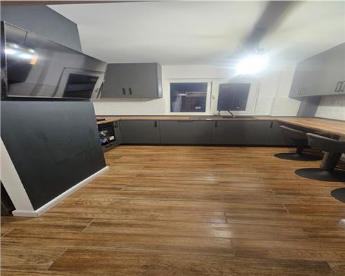 Inchiriere apartament 4, camere zona Vest, Ploiesti