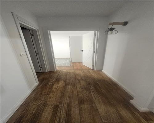 Inchiriere apartament 4, camere zona Vest, Ploiesti