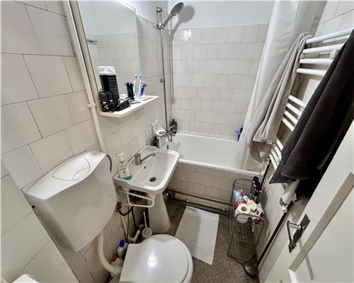 Vanzare Apartament 2 camere, renovat, centrala proprie, Sud, Ploiesti