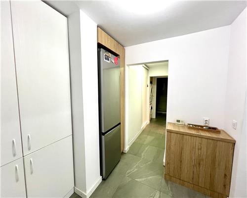 Apartament 3 camere, renovat, decomandat, Paltinis, Ploiesti