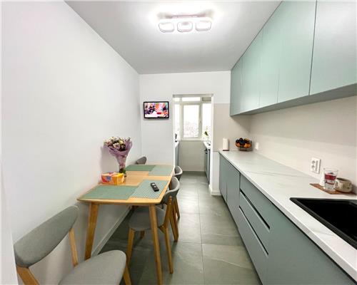 Apartament 3 camere, renovat, decomandat, Paltinis, Ploiesti