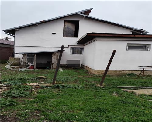 Casa Baicoi central  135 mp s.c.