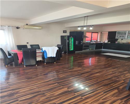 VIla spatioasa 250 mp Baicoi Ciresi