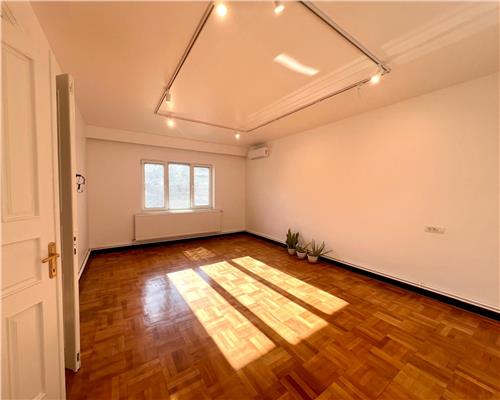 Spatiu birouri 100mp, central, renovat, Ploiesti