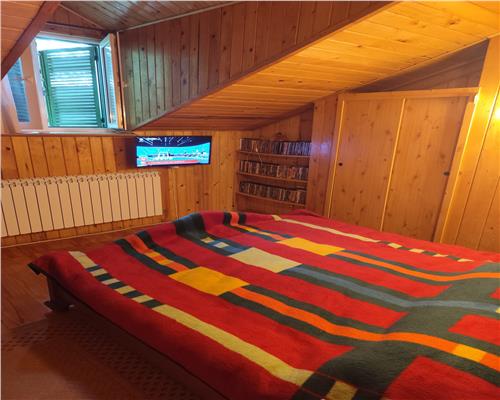 Vila superba 7 camere, Provita de Jos, 22.000 mp teren