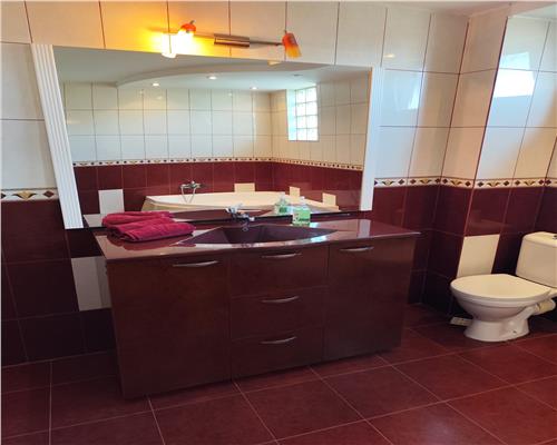 Vila Goruna central 330 mp s.c.