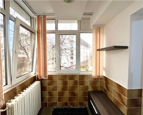 Apartament 2 camere, decomandat, zona 9 mai, Ploiesti