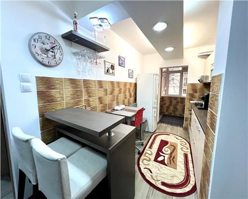 Apartament 2 camere, decomandat, zona 9 mai, Ploiesti
