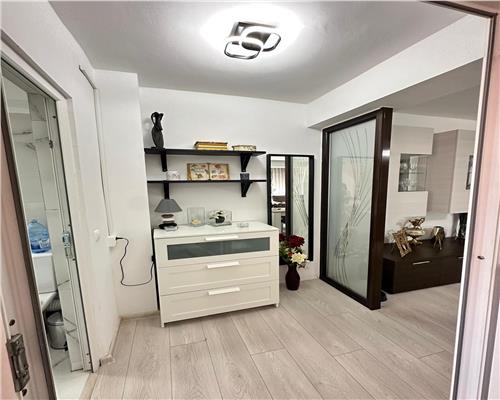 Apartament renovat complet 2 camere Plopeni