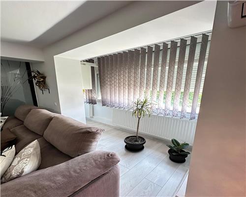 Apartament renovat complet 2 camere Plopeni