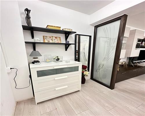 Apartament renovat complet 2 camere Plopeni