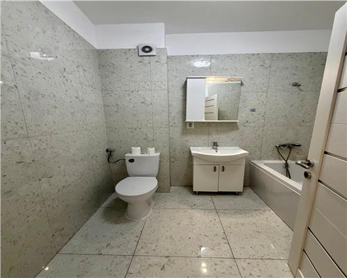 Apartament 3 camere, in Ploiesti, zona Gara de Nord, Valeni