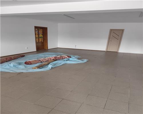 Spatiu comercial de inchiriat central Baicoi