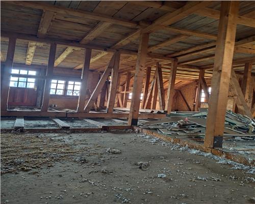 Vila Teisani sat Stubeiu 11250 mp