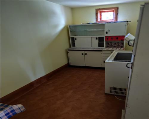 Vila Teisani sat Stubeiu 11250 mp