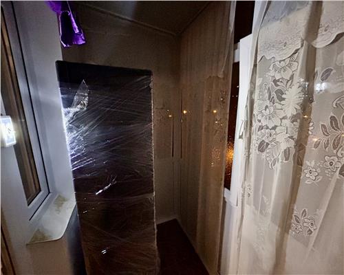 Vanzare apartament 2 camere, semidecomandat,  Lamaita, Ploiesti