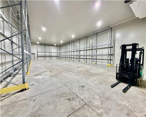 Hale industriale renovate, 500 mp, acces TIR si rampa, zona Nord Ploiesti