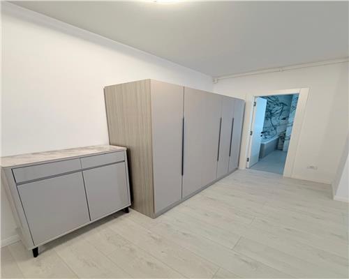 Apartament 3 camere, prima inchiriere, parcare proprie, Albert, Ploies