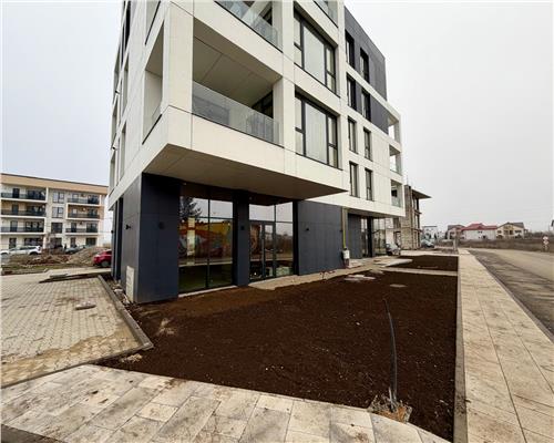 Spatiu comercial parter de bloc, Ploiesti, Albert.