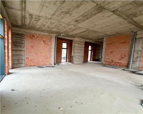 Spatiu comercial parter de bloc, Ploiesti, Albert.