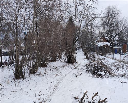 Teren 3310 mp + Casa Batraneasca Bobolia