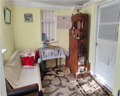 Teren 3310 mp + Casa Batraneasca Bobolia