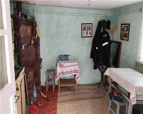 Teren 3310 mp + Casa Batraneasca Bobolia