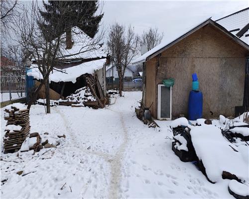 Teren 3310 mp + Casa Batraneasca Bobolia