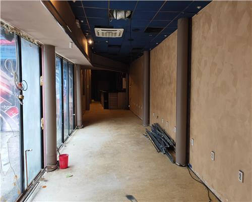 Ultracentral Spatiu Comercial 503 mp