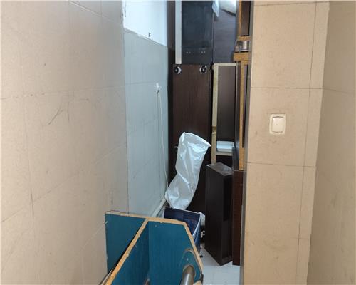 Ultracentral Spatiu Comercial 503 mp