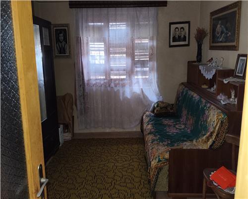 Casa Central Baicoi, 145 mp